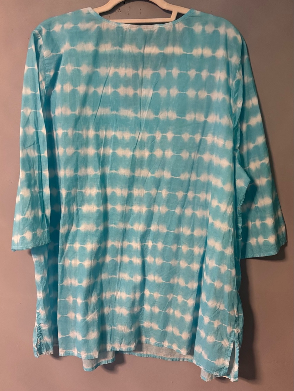 Catherines Women’s Sky Blue Tie-Dye Embroidered V-Neck Tunic Size 2X - Picture 3 of 8